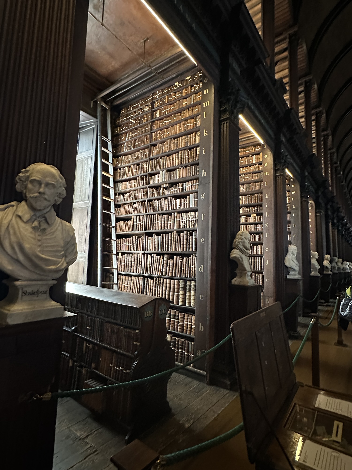 Day 4 – Dublin – Trinity College / Book of Kells